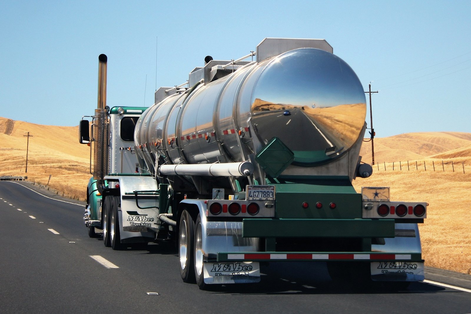 TRUCK-PRESSURE VESSELS